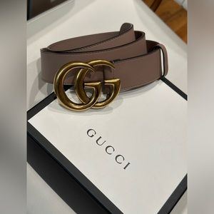 Gucci Leather Double G Belt
